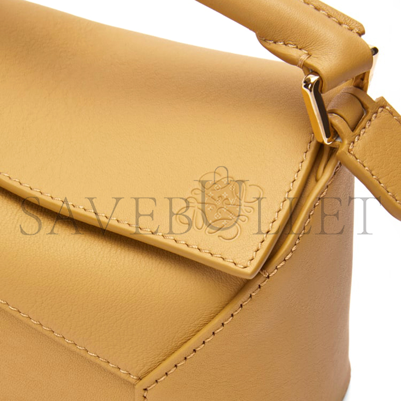LOEWE MINI PUZZLE EDGE BAG IN CLASSIC CALFSKIN A510P88X26-6715 (18*12.5*8cm)