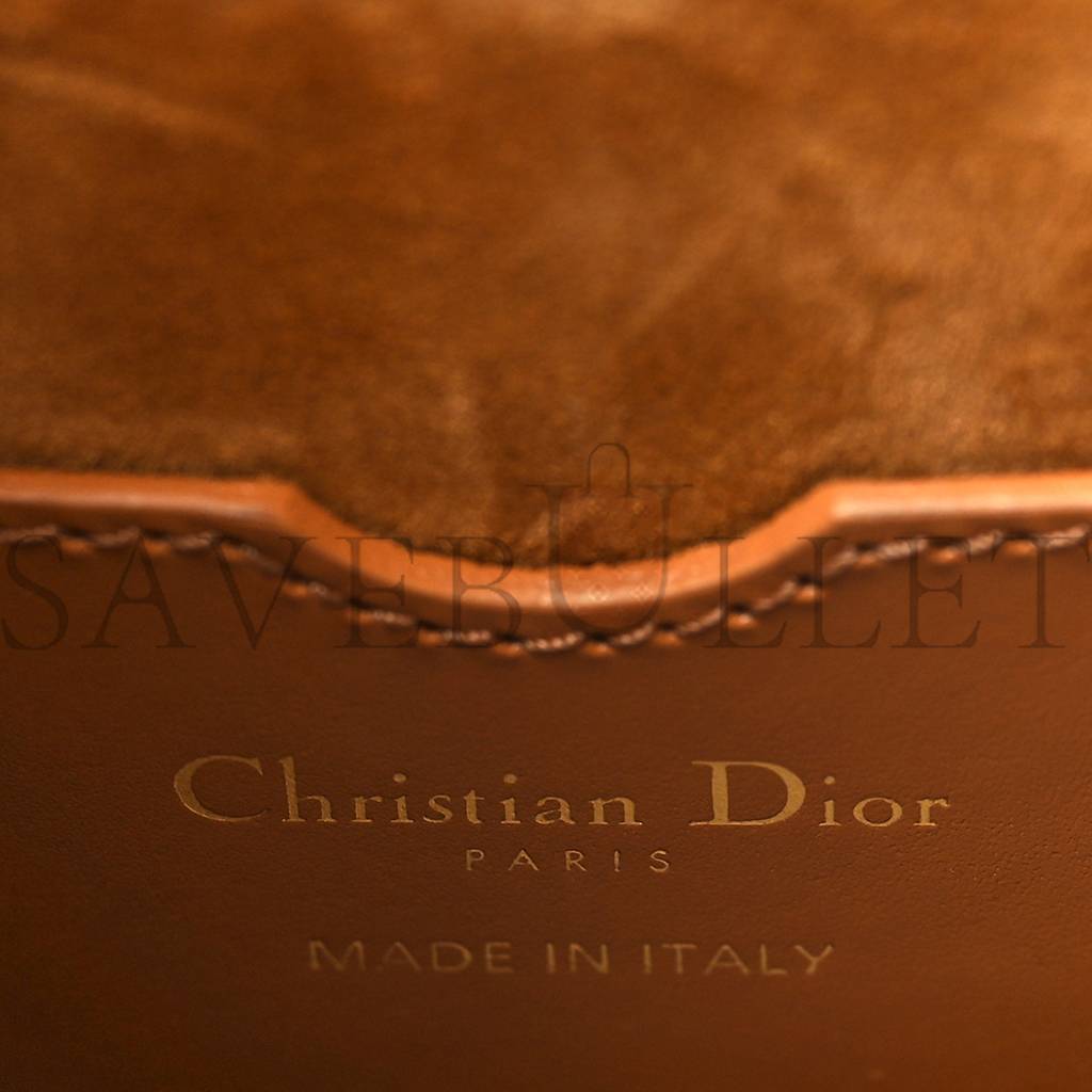 DIOR BOX CALFSKIN MEDIUM BOBBY FLAP CAMEL (22*17*6.4cm) DIOR BOX CALFSKIN MEDIUM BOBBY FLAP CAMEL (22*17*6.4cm)